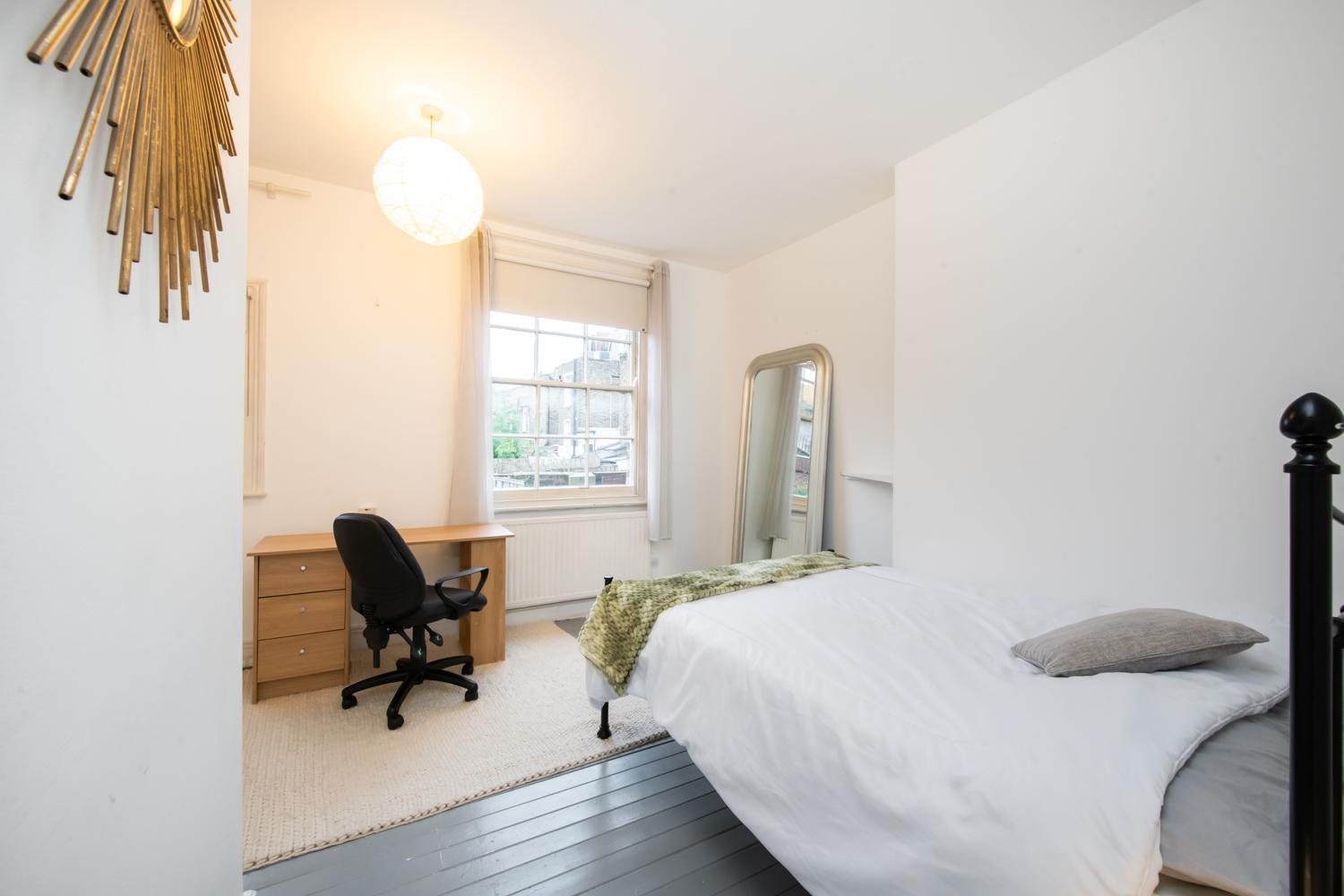 2-Bed In The Heart Of Camden Apartment London Bagian luar foto